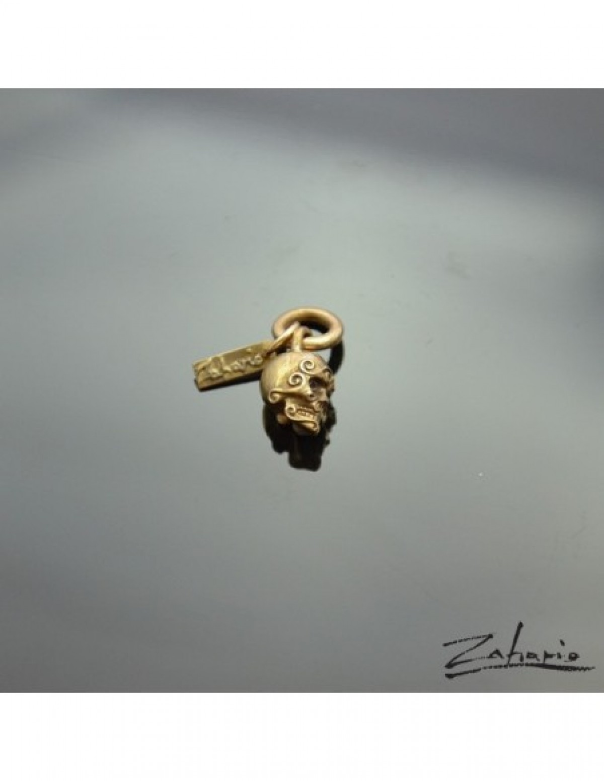 Wisior czaszka zdobiona brąz Zahario
